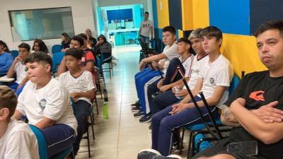 Turma da Tarde do Centro da Juventude participou da abertura do Projeto Jovens Comunicadores