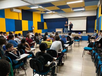Turma da Tarde do Centro da Juventude participou da abertura do Projeto Jovens Comunicadores