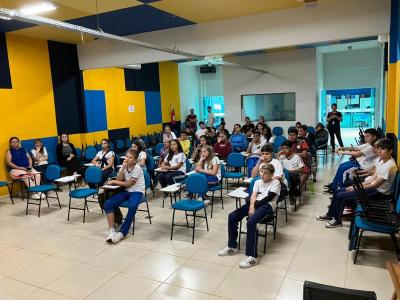 Turma da Tarde do Centro da Juventude participou da abertura do Projeto Jovens Comunicadores