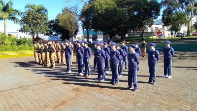 LS: PM faz homenagem Ã  Tiradentes, patrono das PMs do Brasil