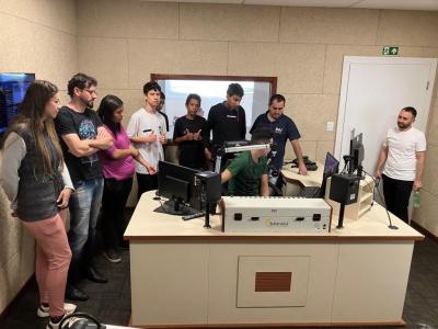 LS: Nesta quarta-feira, a RÃ¡dio Campo Aberto FM recebeu a 1Âª Turma do Projeto "Jovens Comunicadores" 