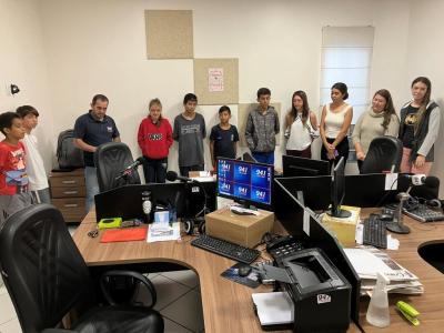 LS: Nesta quarta-feira, a RÃ¡dio Campo Aberto FM recebeu a 1Âª Turma do Projeto "Jovens Comunicadores" 