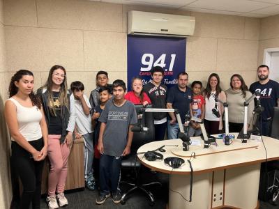 LS: Nesta quarta-feira, a RÃ¡dio Campo Aberto FM recebeu a 1Âª Turma do Projeto "Jovens Comunicadores" 