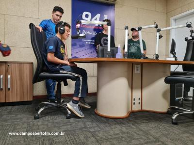 Etapa das visitas a Campo Aberto FM do Projeto Jovens Comunicadores foi concluÃ­da nesta segunda (29)