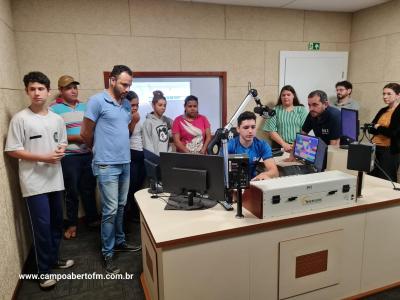 Etapa das visitas a Campo Aberto FM do Projeto Jovens Comunicadores foi concluÃ­da nesta segunda (29)