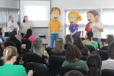 Professores de Laranjeiras participam de capacitaÃ§Ã£o do Programa Agrinho