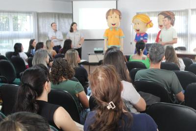 Professores de Laranjeiras participam de capacitação do Programa Agrinho