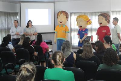 Professores de Laranjeiras participam de capacitação do Programa Agrinho