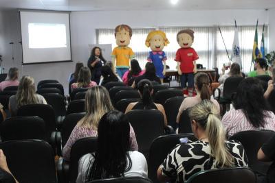 Professores de Laranjeiras participam de capacitação do Programa Agrinho