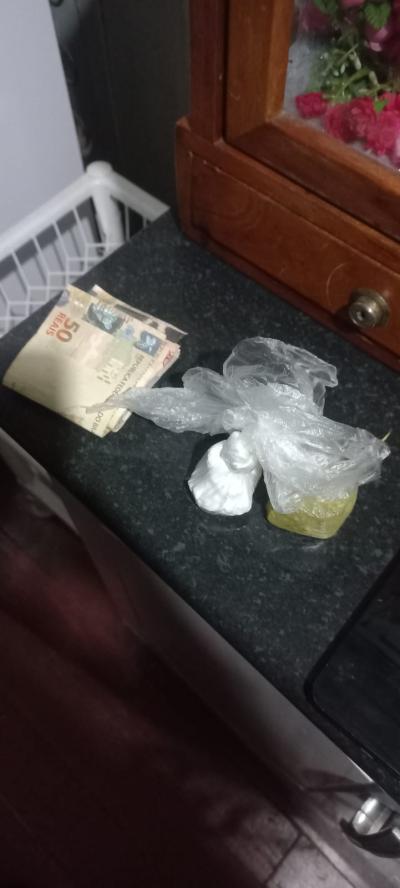 LS: IndivÃ­duo Ã© preso em flagrante por trÃ¡fico de drogas no bairro JoÃ£o Fernandes