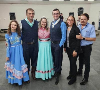 LS: CTG EstÃ¢ncia do IguaÃ§u comemora Dia das MÃ£es com jantar