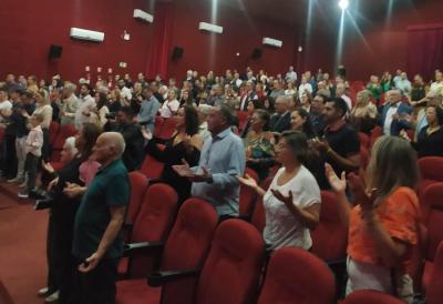 Laranjeirenses recebem tÃ­tulo de CidadÃ£o HonorÃ¡rio 
