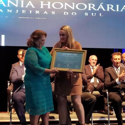 Laranjeirenses recebem tÃ­tulo de CidadÃ£o HonorÃ¡rio 