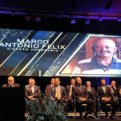 Laranjeirenses recebem tÃ­tulo de CidadÃ£o HonorÃ¡rio 