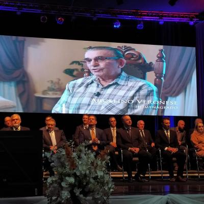 Laranjeirenses recebem tÃ­tulo de CidadÃ£o HonorÃ¡rio 