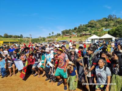 Aldeia de Rio das Cobras em Nova Laranjeiras recebe caravana com representantes dos governos federal e estadual