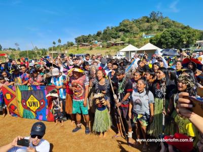Aldeia de Rio das Cobras em Nova Laranjeiras recebe caravana com representantes dos governos federal e estadual
