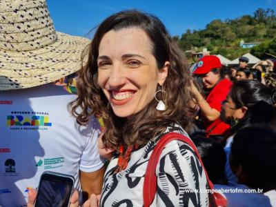 Aldeia de Rio das Cobras em Nova Laranjeiras recebe caravana com representantes dos governos federal e estadual