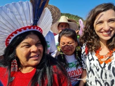 Aldeia de Rio das Cobras em Nova Laranjeiras recebe caravana com representantes dos governos federal e estadual
