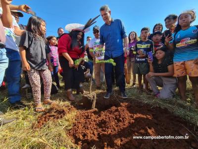 Aldeia de Rio das Cobras em Nova Laranjeiras recebe caravana com representantes dos governos federal e estadual