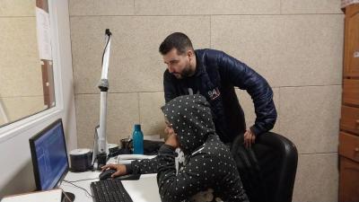 Projeto Jovens Comunicadores: Nova Turma de Alunos Participa de Oficina de RÃ¡dio na Emissora