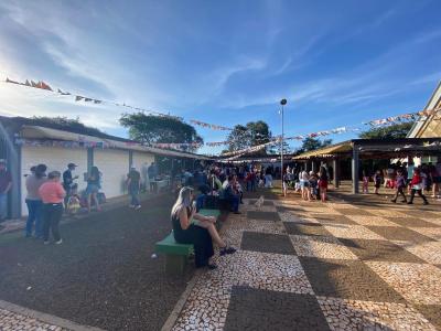 Grande Festa Junina no CAIC de Laranjeiras do Sul ReÃºne Comunidade em CelebraÃ§Ã£o Tradicional