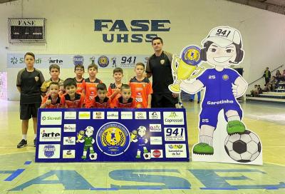 ComeÃ§aram os jogos eliminatorios da Copa Garotinho de Futsal Categorias de Base