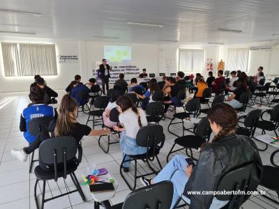 Secretaria de AssistÃªncia Social em parceria com a Acils, realizou palestra sobre o Combate ao Trabalho Infantil
