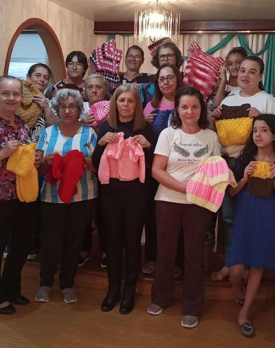 LS: Igreja Metodista entrega mais de 600 peÃ§as de tricÃ´