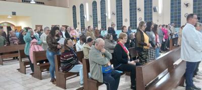  Comunidade PerpÃ©tuo Socorro realiza nesta sexta (28) o penÃºltimo dia da Novena.