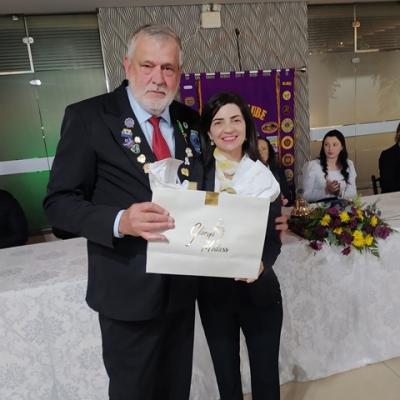LS: Nelci Maximowski assume presidÃªncia do Lions Clube