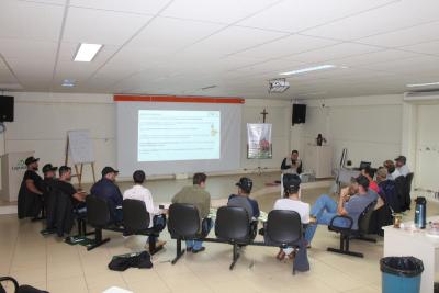 Coprossel, em parceria com Senar, capacita para o uso e manuseio seguro de defensivos agrÃ­colas 