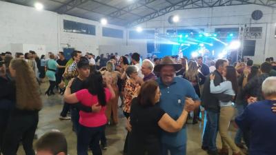 Jantar dos Mil Ã© um Sucesso em Laranjeiras do Sul