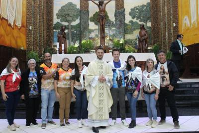 FiÃ©is lotaram a Igreja Matriz no 1Âº dia da Novena em louvor a Padroeira SantÂ´Ana