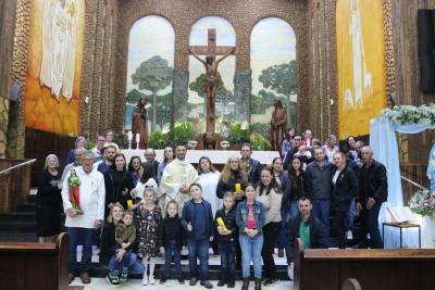 FiÃ©is lotaram a Igreja Matriz no 1Âº dia da Novena em louvor a Padroeira SantÂ´Ana