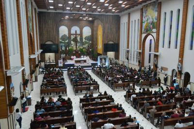 FiÃ©is lotaram a Igreja Matriz no 1Âº dia da Novena em louvor a Padroeira SantÂ´Ana