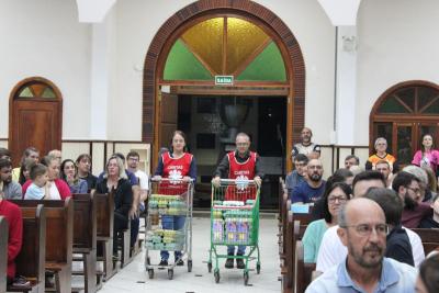 3Âº dia da Novena em Louvor a Padroeira SantÂ´Ana teve benÃ§Ã£o especial para viÃºvos e idosos