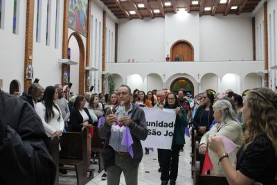 3Âº dia da Novena em Louvor a Padroeira SantÂ´Ana teve benÃ§Ã£o especial para viÃºvos e idosos