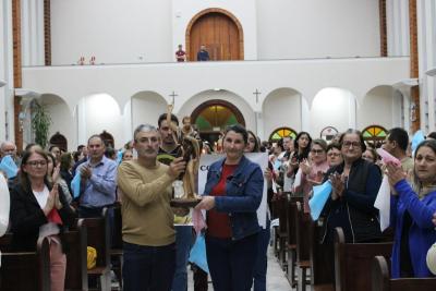 3Âº dia da Novena em Louvor a Padroeira SantÂ´Ana teve benÃ§Ã£o especial para viÃºvos e idosos