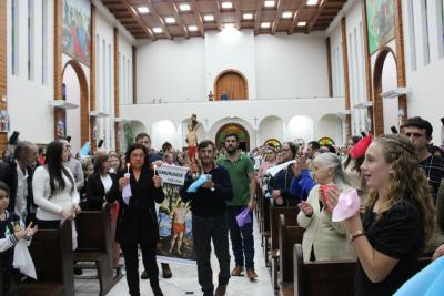 3Âº dia da Novena em Louvor a Padroeira SantÂ´Ana teve benÃ§Ã£o especial para viÃºvos e idosos