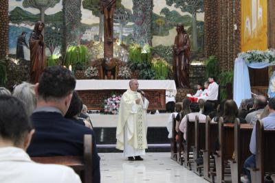 3Âº dia da Novena em Louvor a Padroeira SantÂ´Ana teve benÃ§Ã£o especial para viÃºvos e idosos