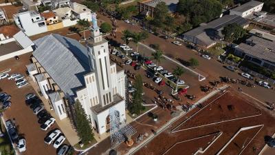 Chegada da Cavalgada com Santa Missa foi o ponto alto da programaÃ§Ã£o deste domingo da Festa de SantÂ´Ana