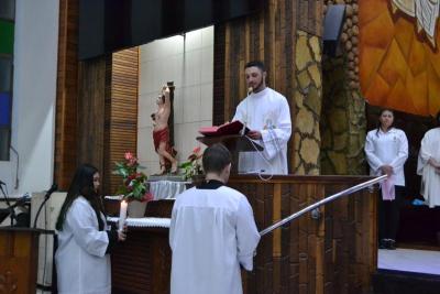 Novena da Padroeira SantÂ´Ana teve benÃ§Ã£o das famÃ­lias no 6Âº dia