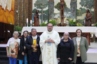 Novena da Padroeira SantÂ´Ana teve benÃ§Ã£o das famÃ­lias no 6Âº dia
