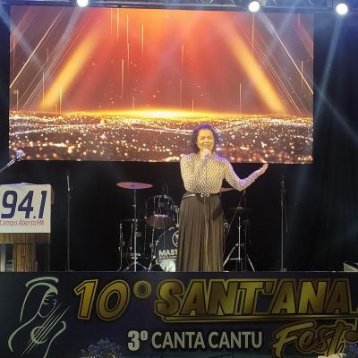 Grandes intÃ©rpretes na segunda noite do 10Âº Santâ€™Ana Fest