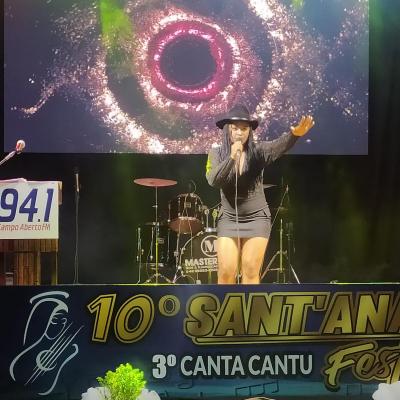 Grandes intÃ©rpretes na segunda noite do 10Âº Santâ€™Ana Fest