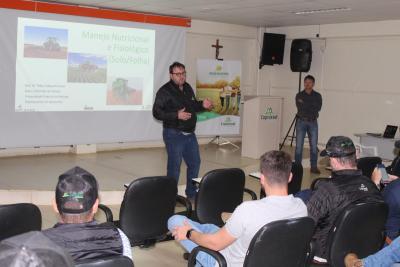 Coprossel e a Yara Fertilizantes promovem encontro sobre fertilidade do solo e nutriÃ§Ã£o de plantas 