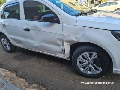 LS: ColisÃ£o entre carro e moto Ã© registrada no cruzamento da BarÃ£o com a Diogo Pinto