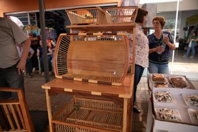 LS: Feira de artesanato segue atÃ© hoje ao lado da rodoviÃ¡ria