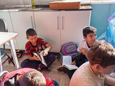Escola Municipal JosÃ© BonifÃ¡cio estÃ¡ desenvolvendo o Projeto Pequenos Escritores